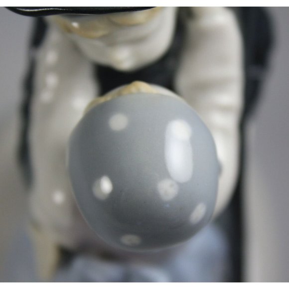 Vintage Metzler & Ortloff East Germany Porcelain Chimney Sweep and Wife Figurine - Picture 10 of 14